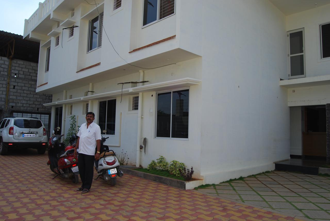 Pratham Residency Hotel Mysore Exterior photo